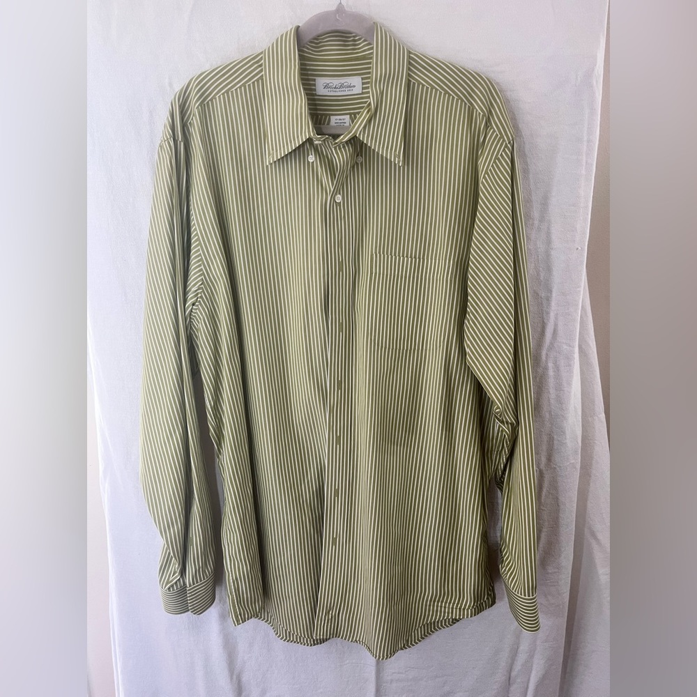 Striped Brooks Brothers button down dress‎ shirt.